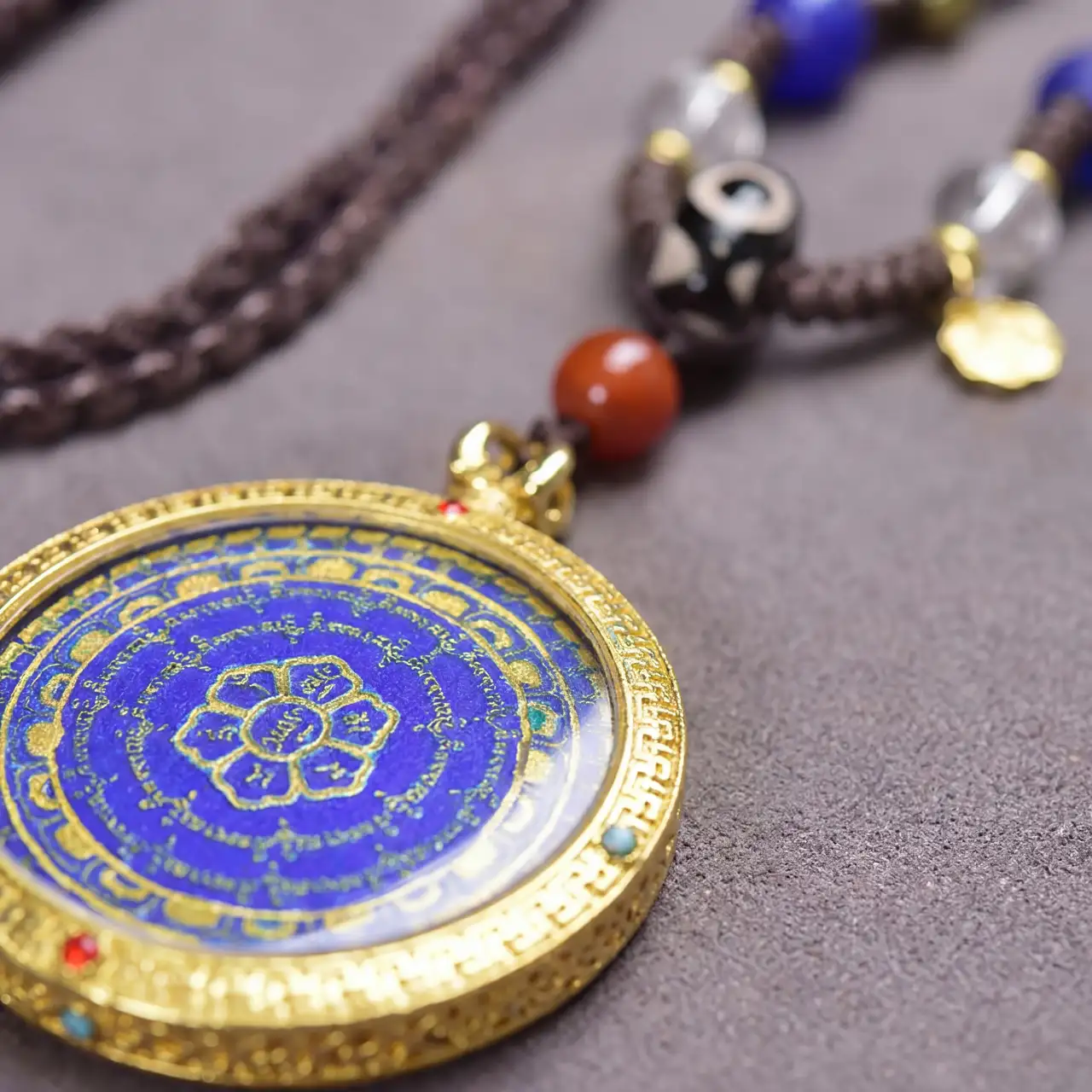 Tibetan Buddhist Amulet Necklace for Men Women, Hand-Woven Rope with Six-Syllable Mantra Thangka Pendant, 44mm Religious Protection Jewelry, Meditation Prayer Beads, Spiritual Zen Gift for Luck - Image 3