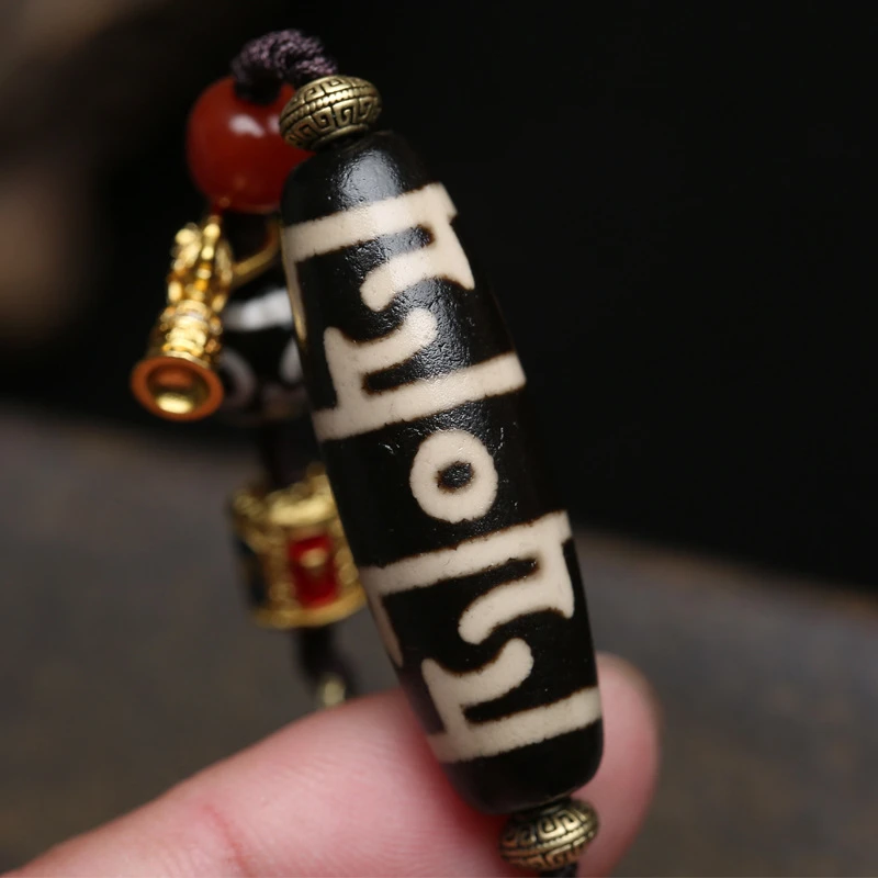 Natural Agate Dzi Bead Bracelet for Men Women, Vintage Tibetan Buddhist Hand-Woven Rope Amulet Bracelet with Red Agate Brass Charms, Spiritual Meditation Good Luck Jewelry Gift - Image 6